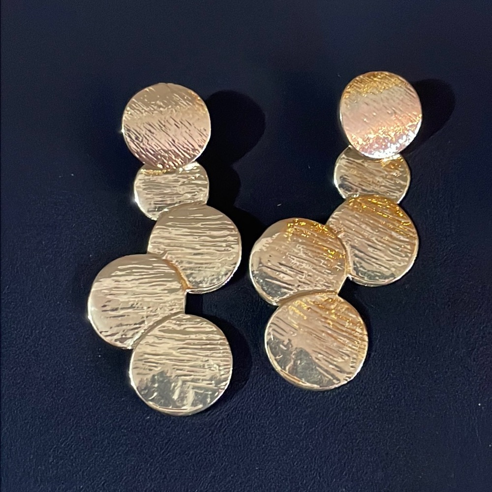 Gold tone Drop Pierced earrings